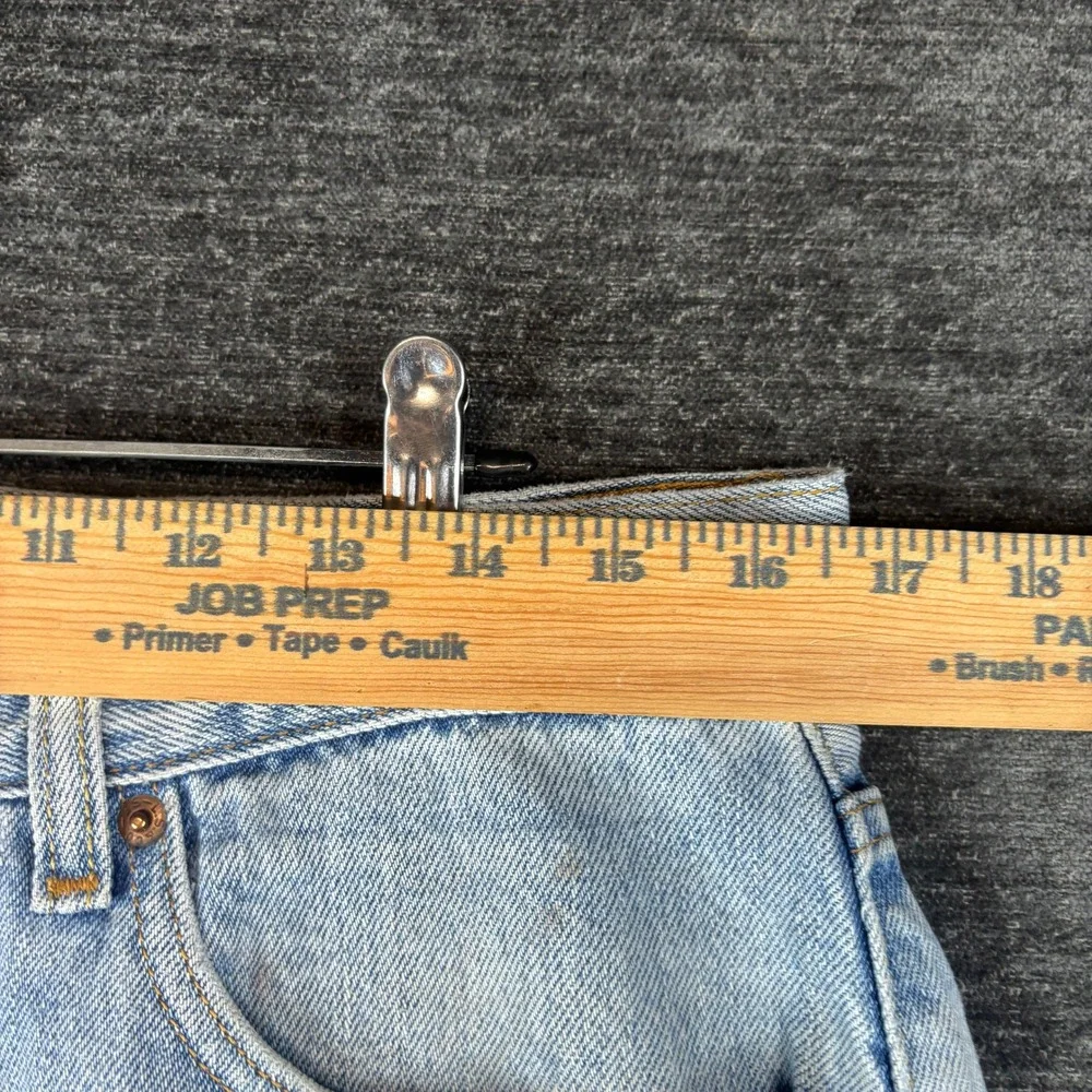 Levis measurements waist